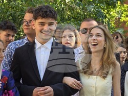 Ловеч - Езикова гимназия - абитуриенти