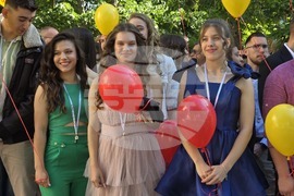 Ловеч - Езикова гимназия - абитуриенти