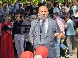 Ловеч - Езикова гимназия - абитуриенти