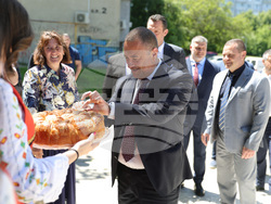 Русе - училище - спортна зала - строителство