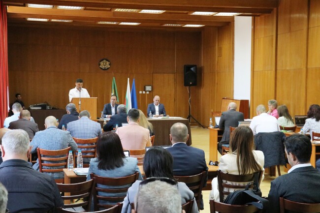 Общинският съвет в Банско ще разгледа отпускане на финансови средства на спортисти, танцов клуб и болницата в Разлог