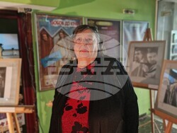 В Сатирата излагат маски на Пепа Николова и Григор Вачков, снимка – Даниел Димитров/БТА