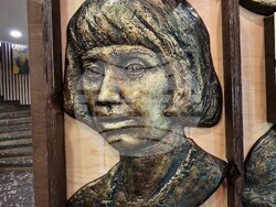 В Сатирата излагат маски на Пепа Николова и Григор Вачков, снимка – Даниел Димитров/БТА