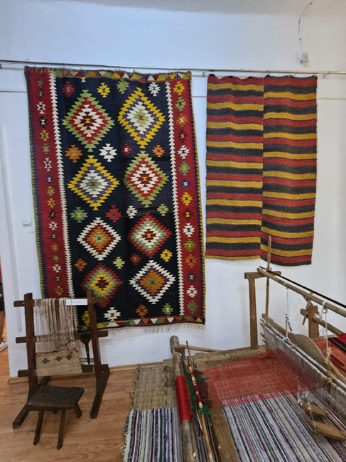 Изложба в Гюргево показва как са изглеждали някога традиционните румънски и български къщи