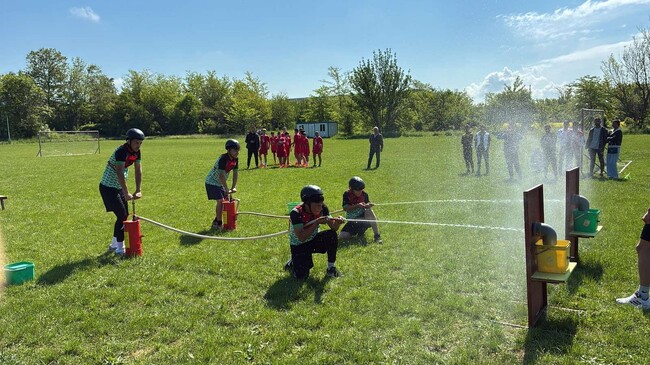 Ученици от СОУ „П. К. Яворов” Стралджа ще представят регион Ямбол на националния кръг на състезанията „Млад огнеборец”