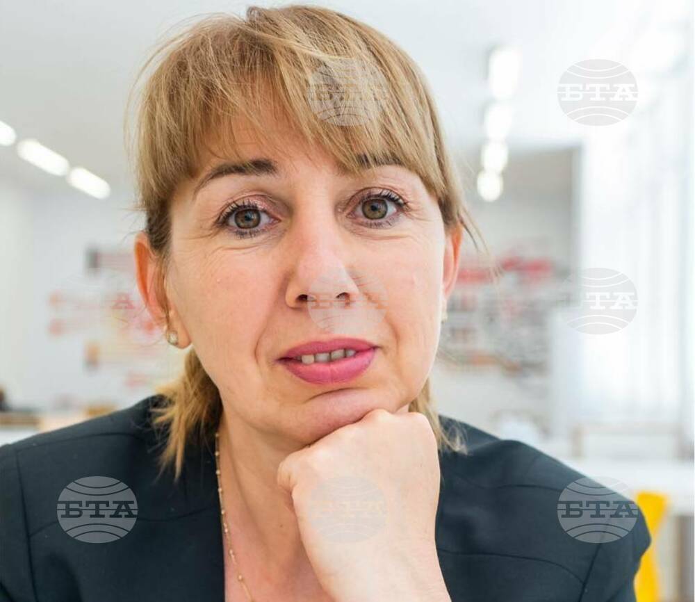 Весела Паскалева е тазгодишният носител на наградата “Аргира Жечкова” на Община Сливен