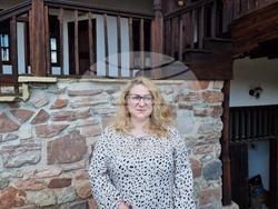 Ямбол - Станислава Минева, уредник във фонд „Етнография“ на Регионалния исторически музей