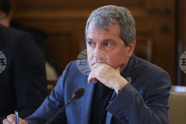 Parliamentary Culture and Media Committee Chair Toshko Yordanov Insists that BNT and BNR Propose Optimization Plans