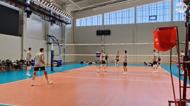 Смятам, че е време да започнем да печелим повече мачове, каза волейболистът Аспарух Аспарухов преди тренировка на националния отбор в Самоков