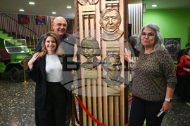 Сатиричен театър "Алеко Константинов" - артисти - маски - събитие