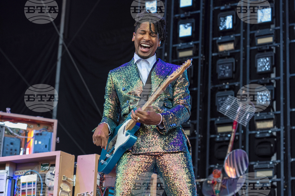 Music-Jon Batiste