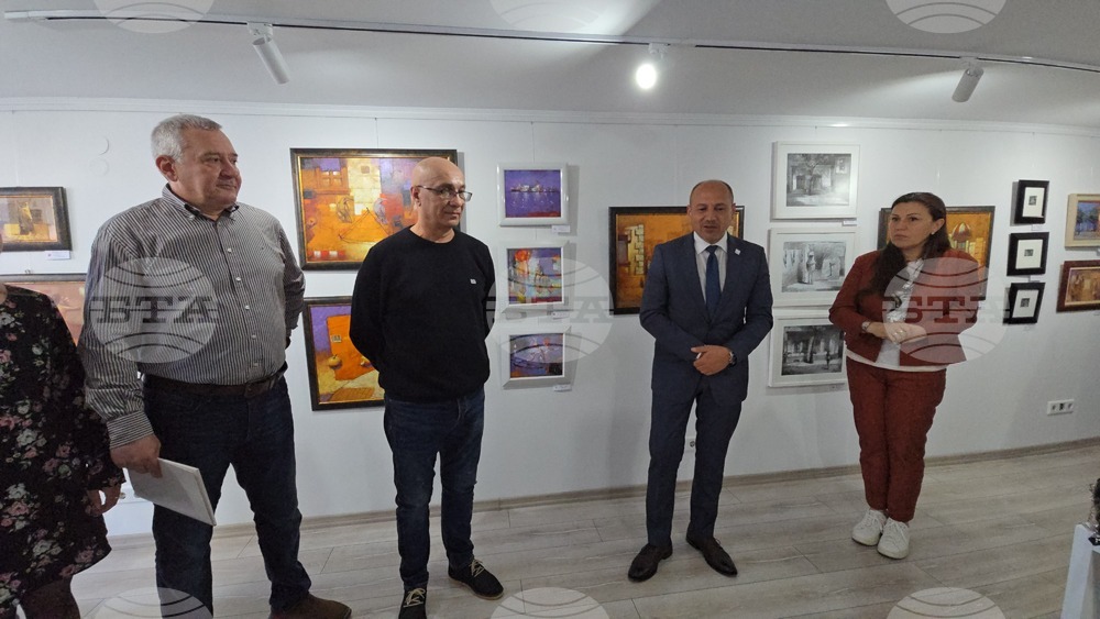 Живопис и графика представи художникът Румен Нисторов в арт галерия „Мостове“ в Ловеч
