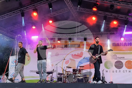 Търговище - Традиционен панаир - музикален парк фест