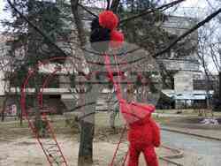 Снимка: Община Благоевград - Къщичка на любовта отваря врати в Градската градина в Благоевград