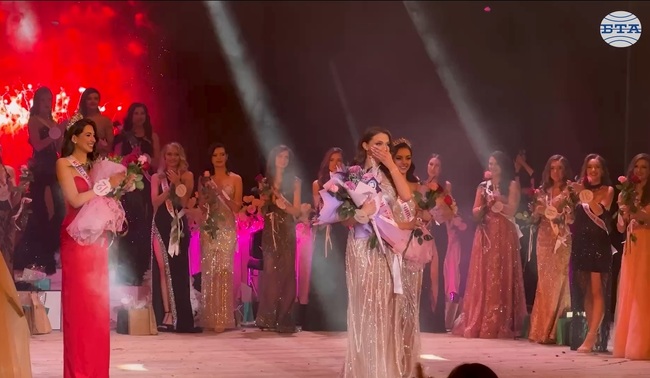 Мария Шамбурова е 57-ата Царица Роза на Казанлък