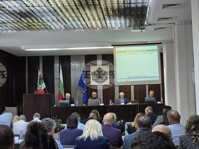 Общинските съветници в Сливен приеха нова Наредба за стипендиите и правилници за културни институти