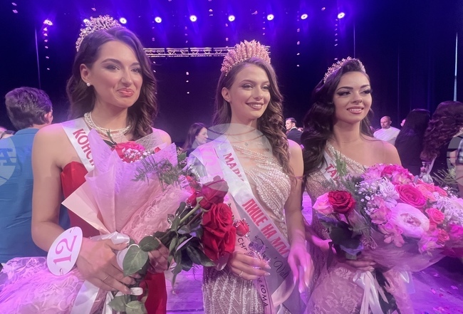 Казанлък - Царица Роза - конкурс 