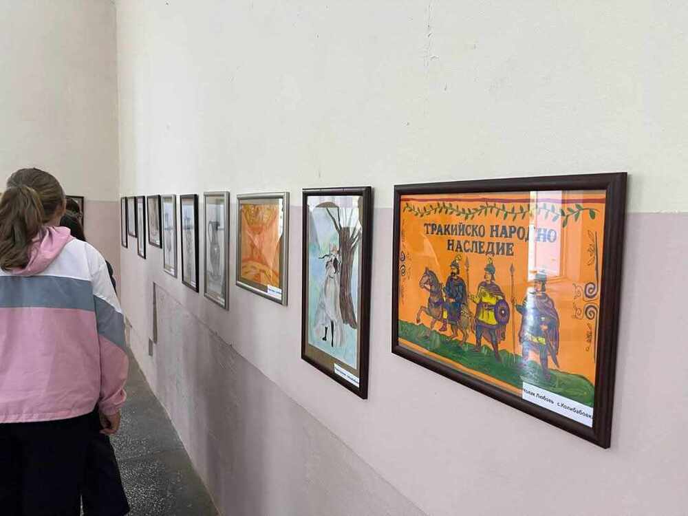 Рисунки на българчета от молдовско село ще бъдат представени в Париж на изложба под егидата на ЮНЕСКО