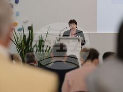 Международна научна конференция - Стела Балтова