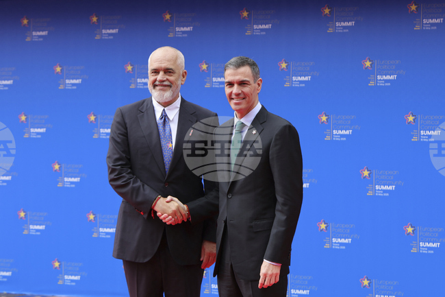 Албанският премиер е на посещение в Испания, където се очаква да се срещне с испанския си колега и председателя на Европейския съвет