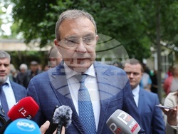 Русе - Дом за стари хора „Възраждане“ - Борислав Гуцанов