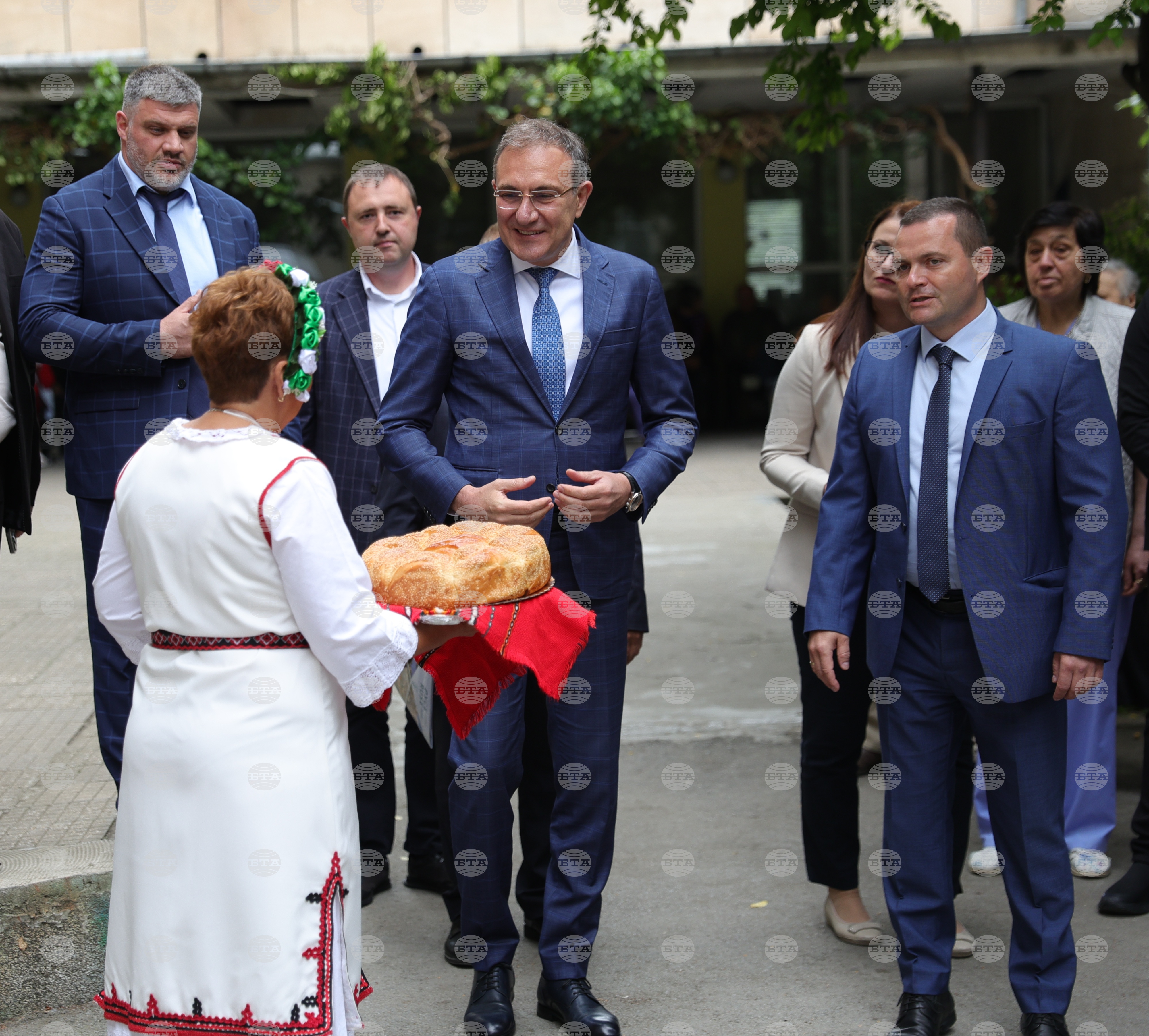 Русе - Дом за стари хора „Възраждане“ - Борислав Гуцанов