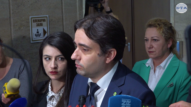 Случващото се в столичния градски транспорт е саботаж, заявиха от "Продължаваме промяната - Демократична България"