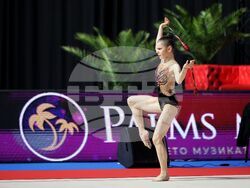 Бургас - художествена гимнастика - Европейска купа - Дара Стоянова - бухалки