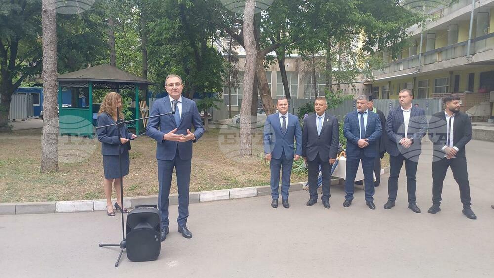 Министър Гуцанов от Русе: Преобразяваме грижата за възрастните хора с 385 милиона лева