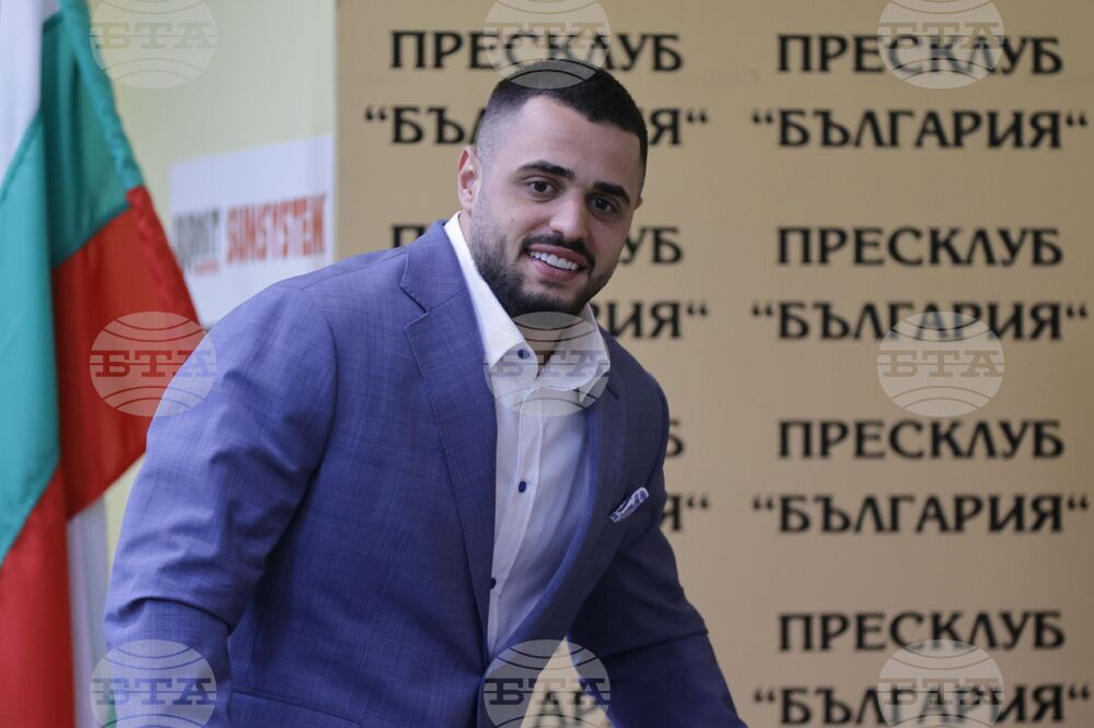 Щанги - пресконференция - Карлос Насар