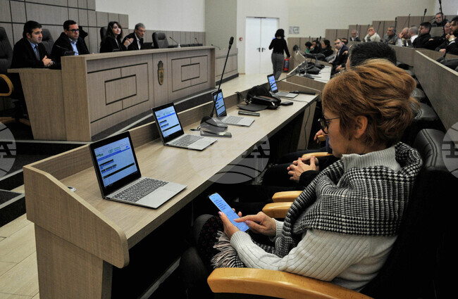 Бургас - Общински съвет - извънредна сесия