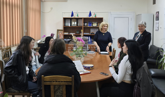 Видинската болница получи дарение от 4400 лева, събрани благотворително по време на фестивала „ВеликДен” 