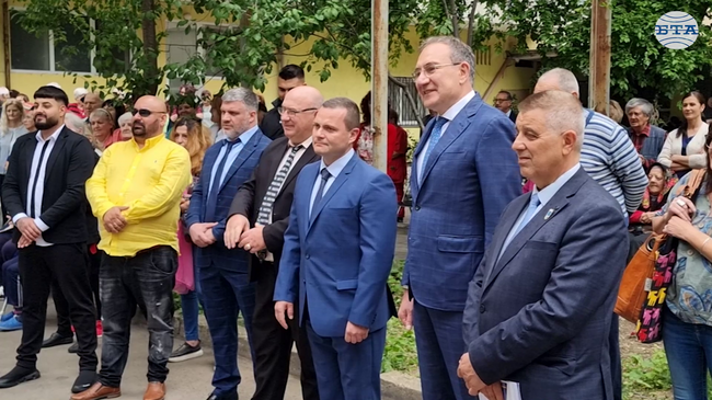 Социалният министър Борислав Гуцанов постави начало на ремонта на Дом за стари хора в Русе