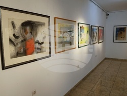 “Острови”- изложба - представяне