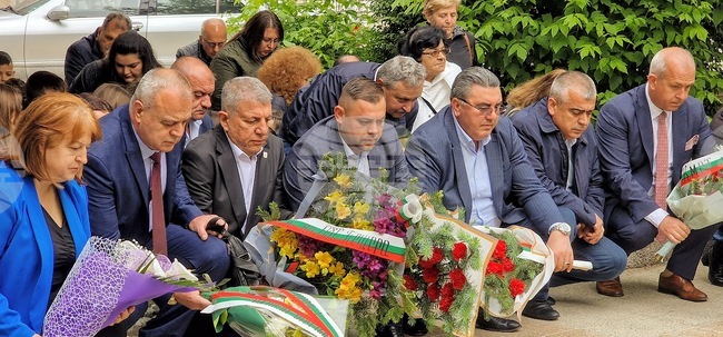 В Пещера отбелязаха 202 години от рождението на Осман Нури Ефенди, наречен спасител на града след потушаването на Априлското въстание