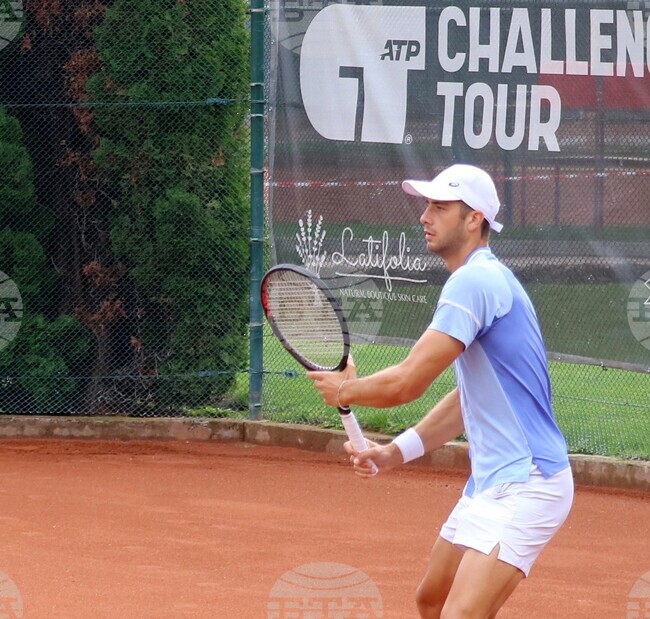 Донски отпадна в първия кръг на сингъл на "Чалънджър" в Германия
