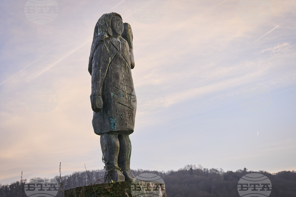 Slovenia Melania Trump Statue