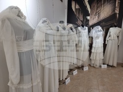 Ямбол - "Каква невеста си била ти мамо" - изложба