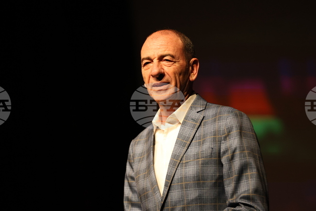 Актьорът Димитър Маринов ще представи книгите си в Русе