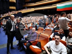 “Как да спасим лева” - дискусия