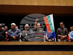 “Как да спасим лева” - дискусия