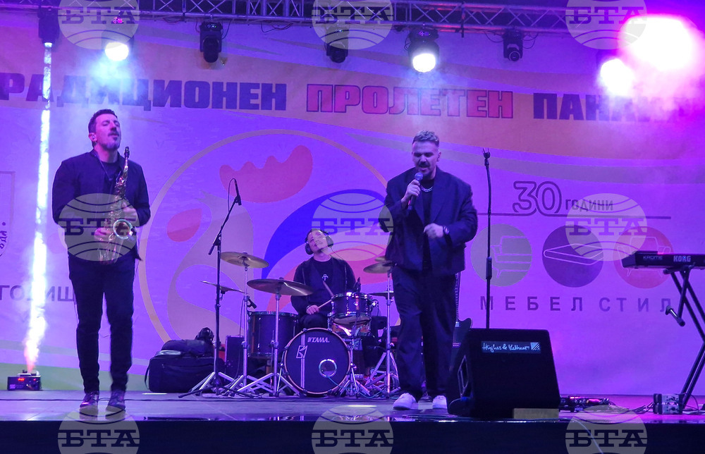 Търговище - Владимир Ампов - Графа - концерт