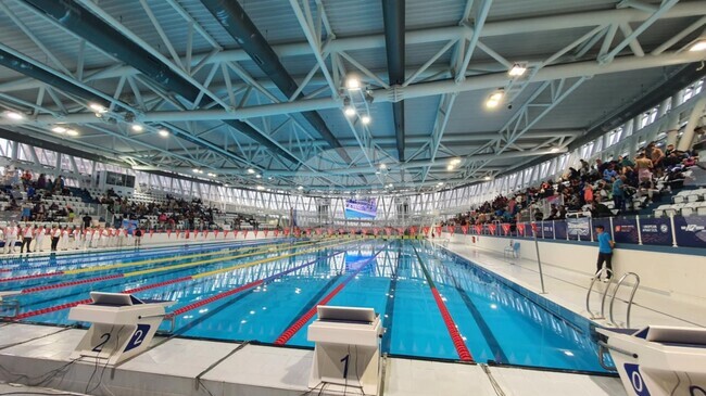 Шестнайсетгодишен състезател почина по време на международен турнир по плуване в Бургас