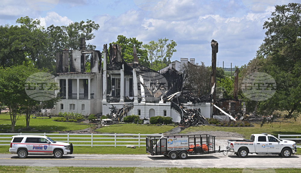 Plantation-House-Fire