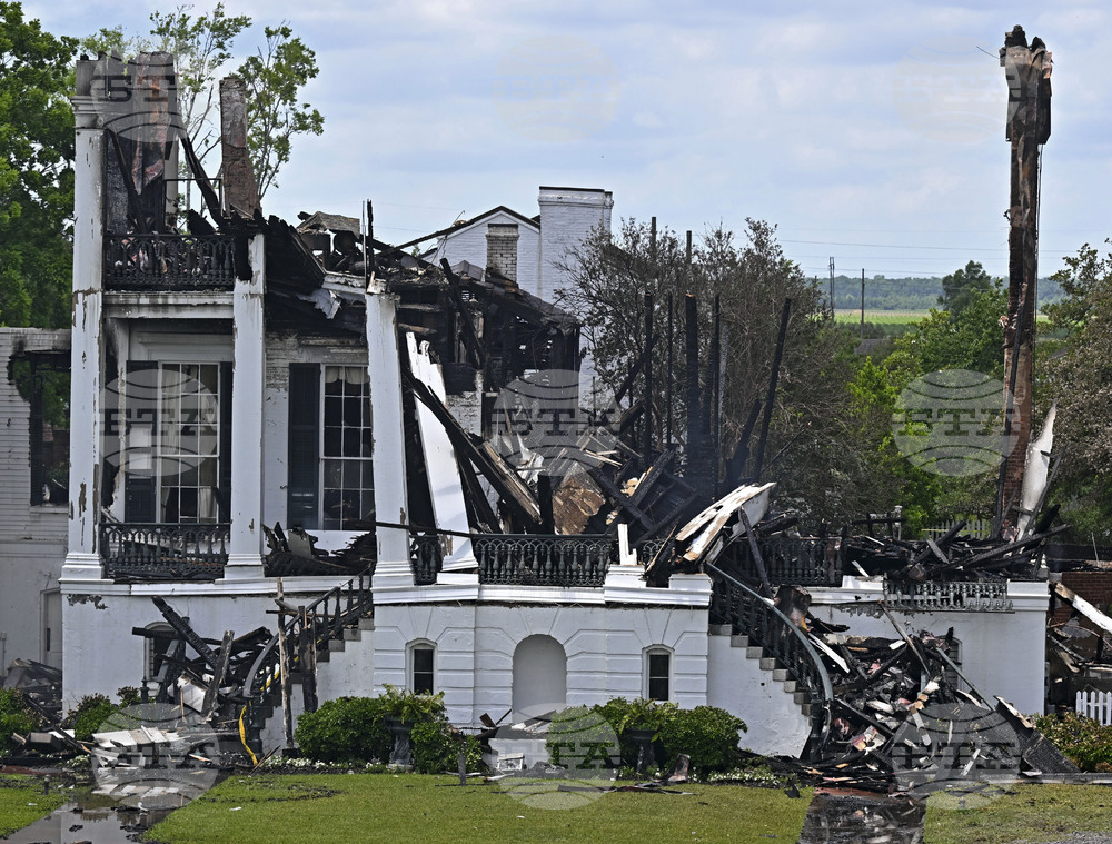 Plantation-House-Fire