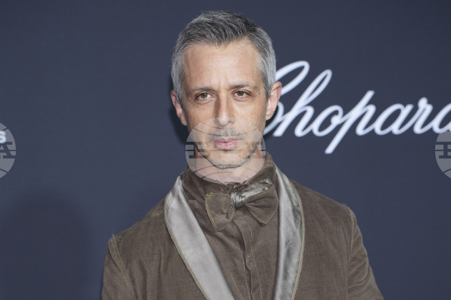 Актьорът Джеръми Стронг може да изиграе Марк Зукърбърг в продължението на "Социалната мрежа"