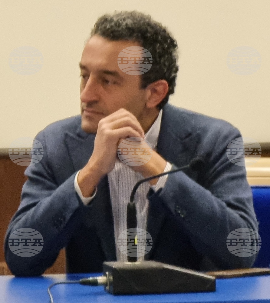 Надявам се да излъчим стабилно правителство на малцинството, каза Даниел Лорер от „Продължаваме Промяната“