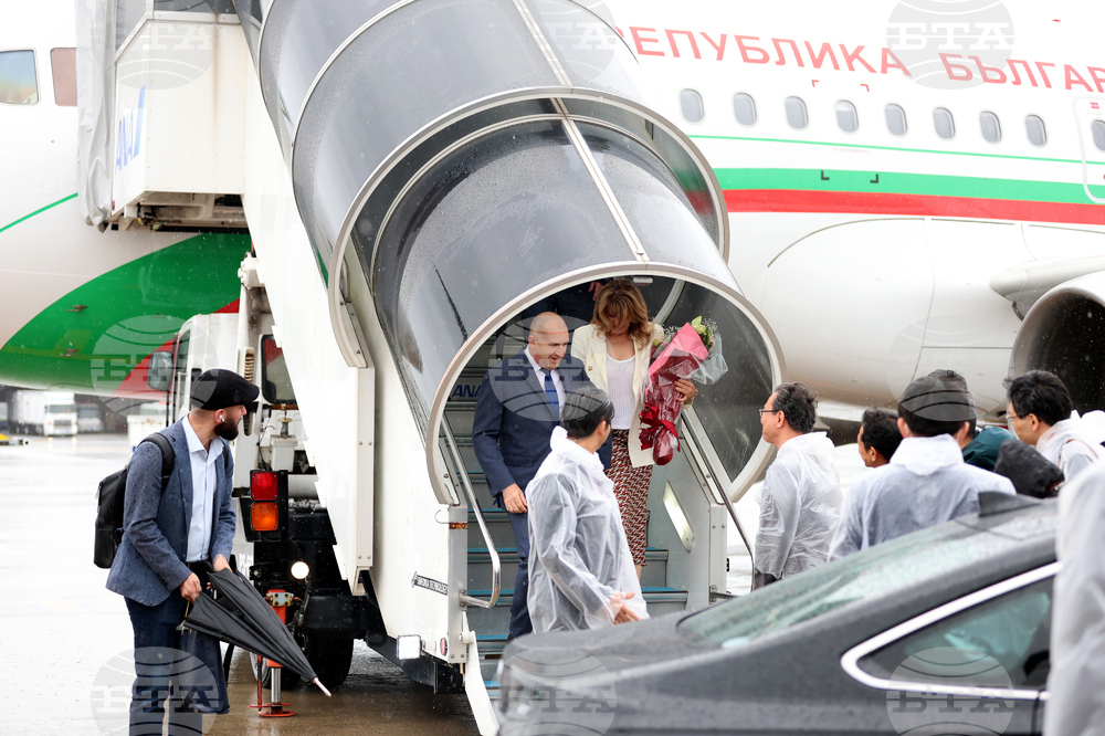 President Radev, Bulgarian Delegation Arrive on Official Visit to Japan