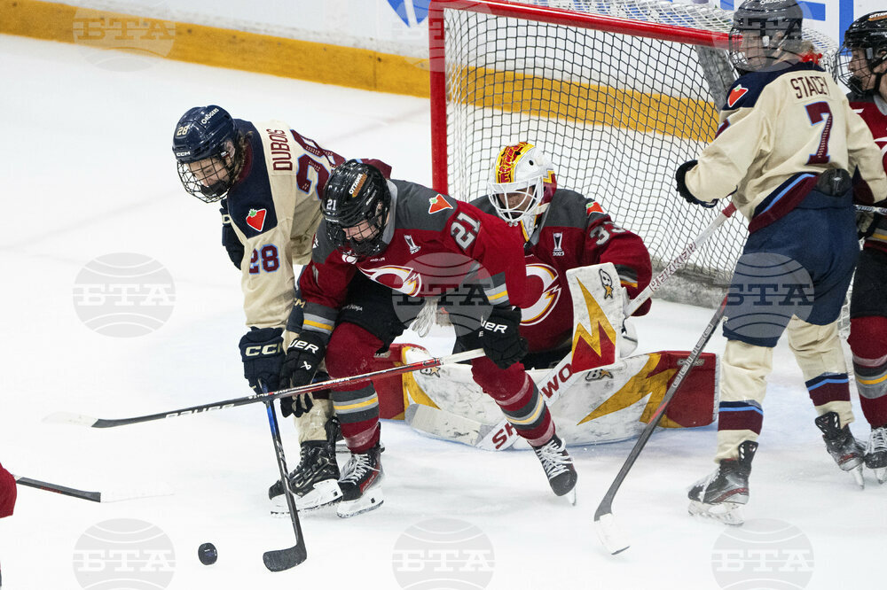 PWHL Victoire Charge Hockey