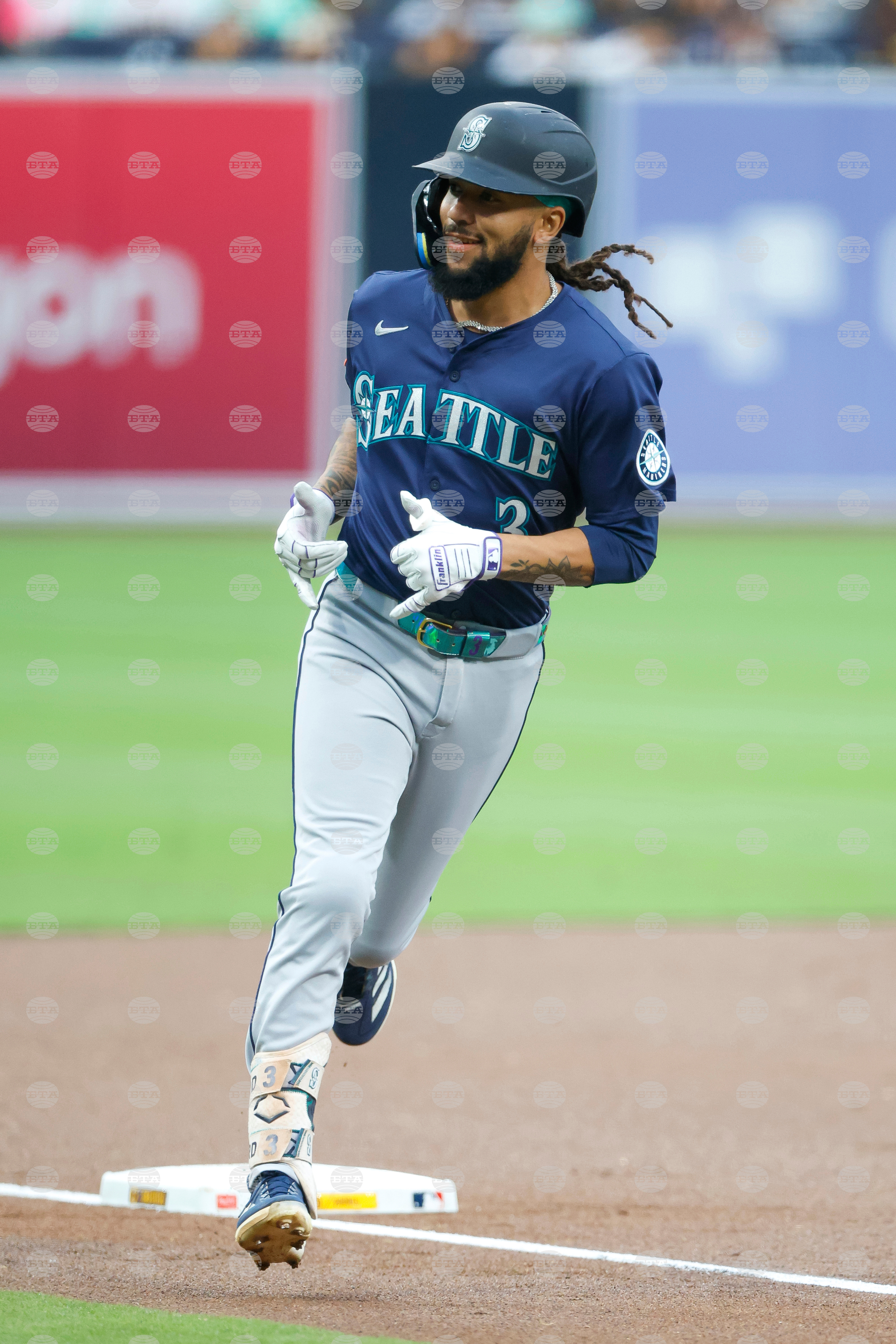 Mariners Padres Baseball
